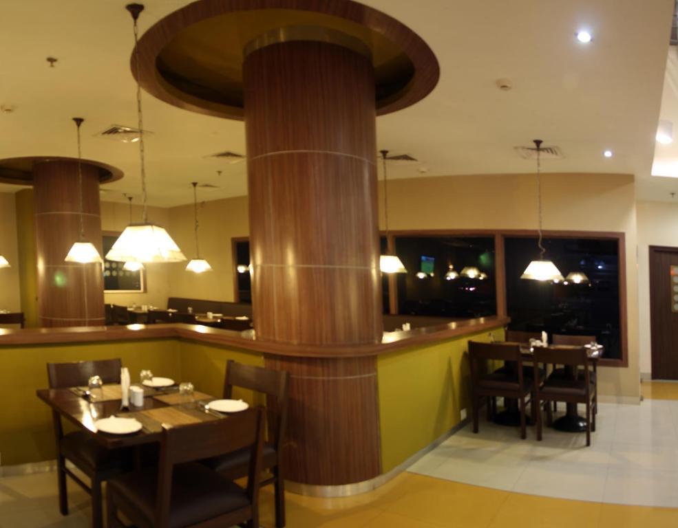 Tirupur Hotel Kültér fotó