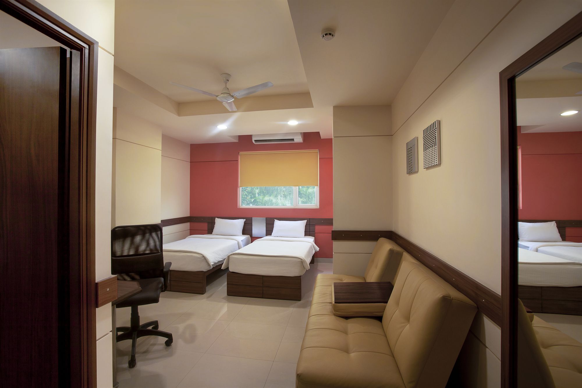 Tirupur Hotel Kültér fotó